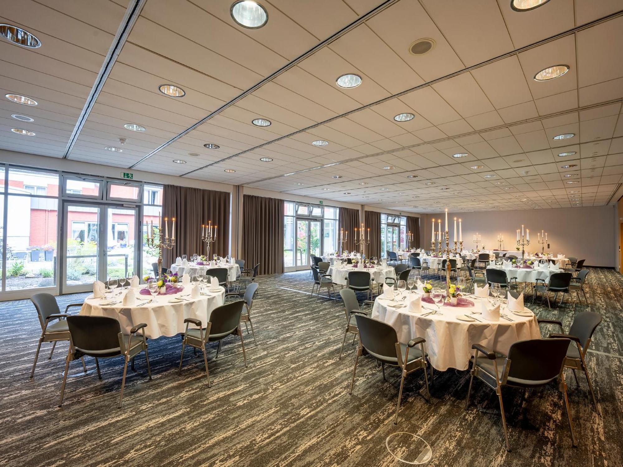 Best Western Hotel Heidehof Херманнсбург Экстерьер фото
