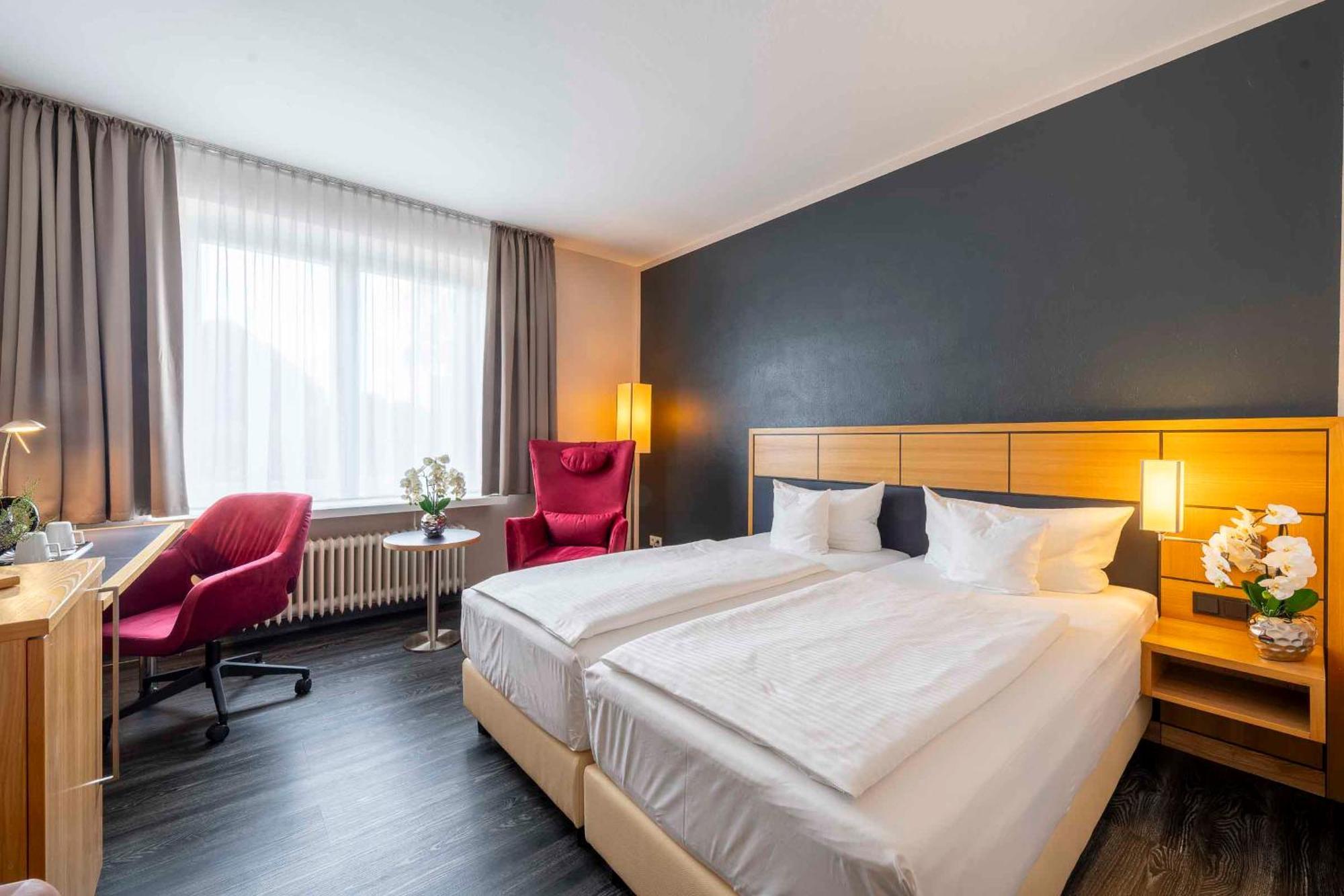Best Western Hotel Heidehof Херманнсбург Экстерьер фото